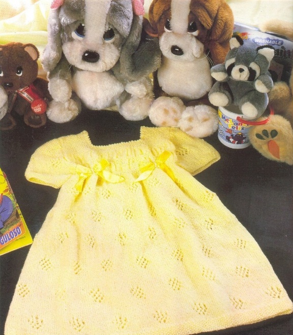 ​Желтое платье для девочки вязаное спицами на возраст 1-2 года