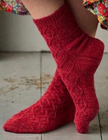 Вязаные носки «Hertha» от дизайнера Sarah Hatton