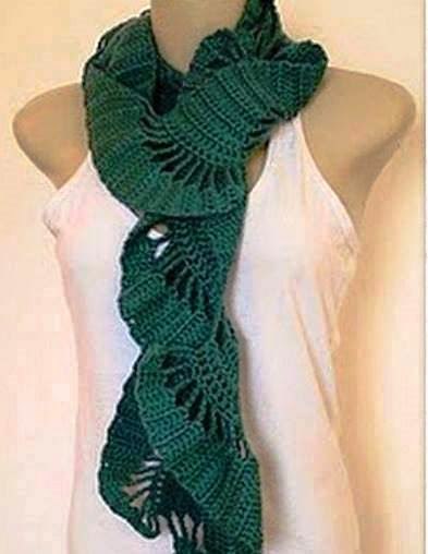 Оригинальный шарф с воланами