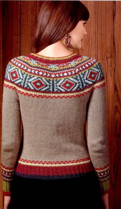 Пуловер-лопапейса "Персия" от Норы Гохан
