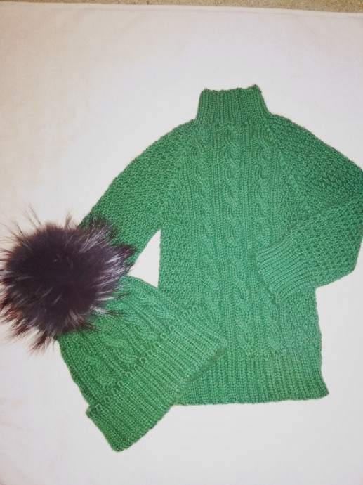 Комплект свитер и шапка для сыночки