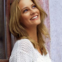 Вяжем белый ажурный пуловер