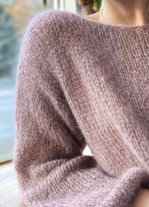 Джемпер из пушистой пряжи