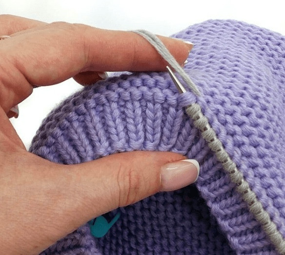 Универсальная модель шапки с подкладкой для малышей