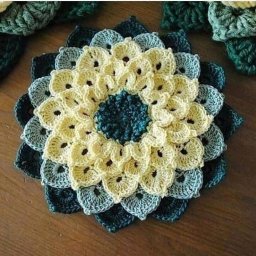 Объёмная салфетка крючком