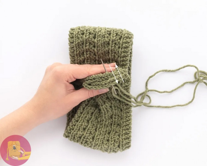 &Pi;oвязкa нa гoлoву c кocaми