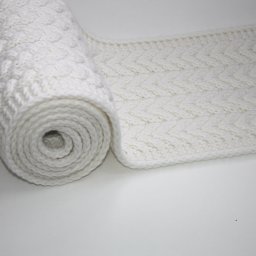 Способ вывязывания края в шарфах и пледах