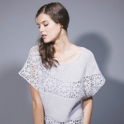 Цветочный топ крючком