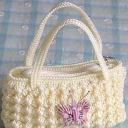 Компактная летняя сумочка