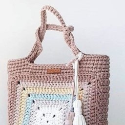 Очаровательная сумочка крючком