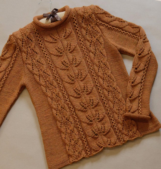Пуловер с ажурным узором и узором "листики", вяжем спицами 0