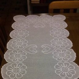 Аккуратная салфетка крючком