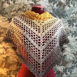 Эффектная шаль, вяжется крючком