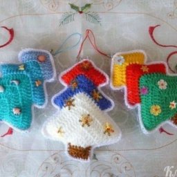 Очаровательная елочка крючком
