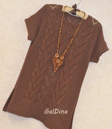 Туника с кружевным узором, вяжем спицами