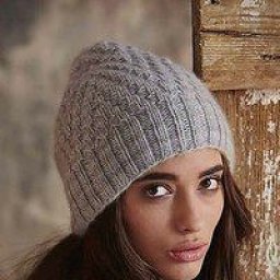 Уникальная шапочка от  ASHLEY RAO