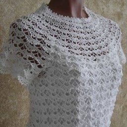 Нежный топ для яркого лета