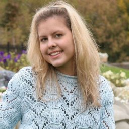 Нежный ажурный пуловер