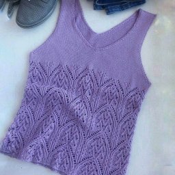 Подборка красивых топов со схемами для любителей вязать спицами