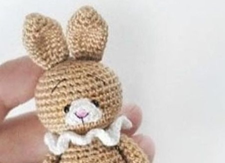 Вяжем зайку крючком