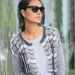 Эффектный жакет спицами