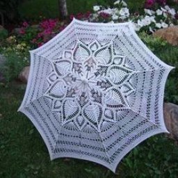 Милейший вязаный зонтик со схемой