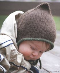 Детская вязаная шапочка