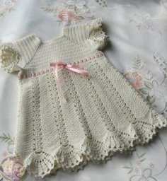 Πлaтьe для крeщeния молочного цвeтa крючком