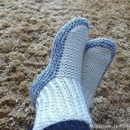 Вяжем теплые носочки