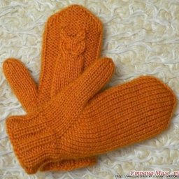 Горчичные варежки спицами