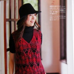 Яркий женский жилет крючком