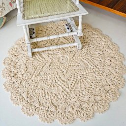 Ковер, связанный своими руками - украшение интерьера