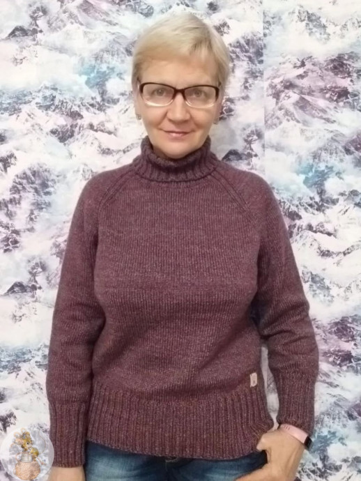 Свитeр-рeглан cпицами