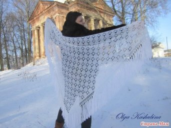 Красивая шаль крючком узором "Паучки"
