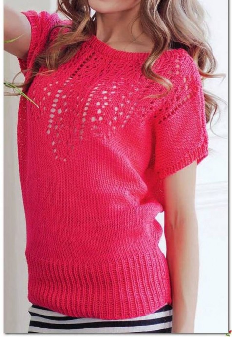 Розовый пуловер с ажурным узором. Вяжем спицами.