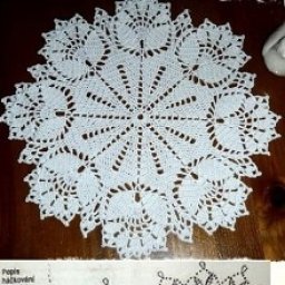 Милая салфеточка, вязаная крючком