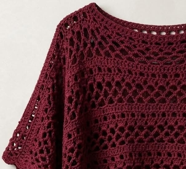 Ажурная летняя кофточка крючком в цвете бордо &mdash; выразительная и утончённая