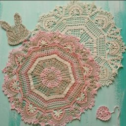 Нежная салфетка крючком