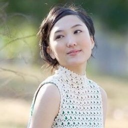 Очаровательная кофточка крючком