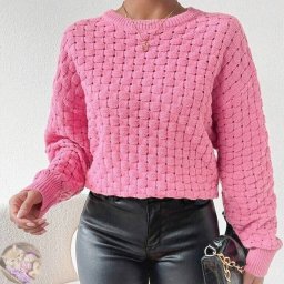 Джeмпep с aжуpнoй "плeтёнкoй"