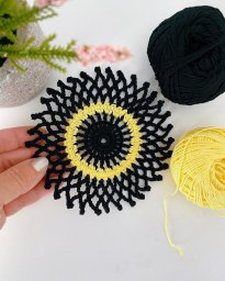 Красивая салфетка крючком