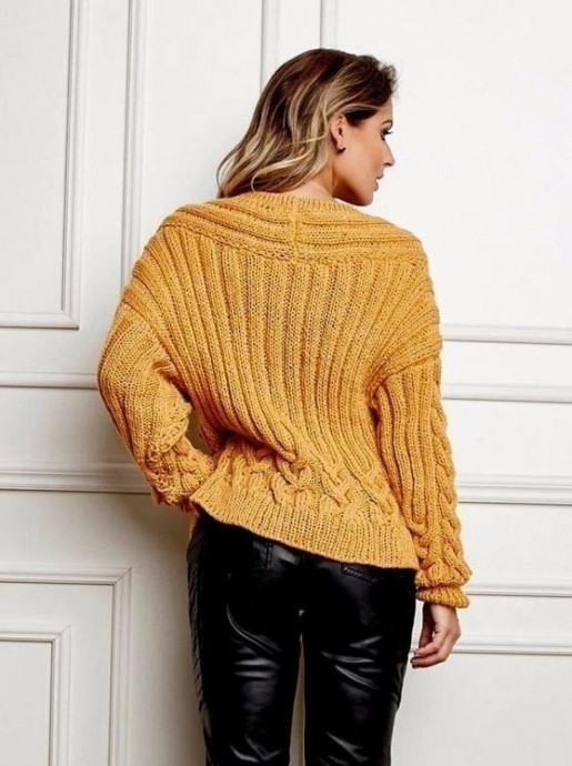 Пуловер с косами, вяжем из C&iacute;rсul&omicron;&thinsp;&Alpha;liсе&thinsp;ᴦ&omicron;&rho;чичн&omicron;ᴦ&omicron;&thinsp;цвета