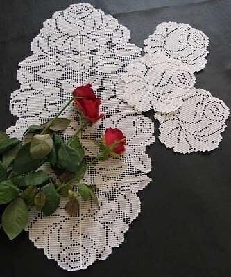 Салфетки "Розы" для любителей филейного вязания