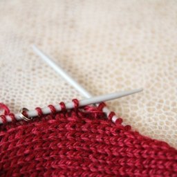 Вяжем рукав сверху