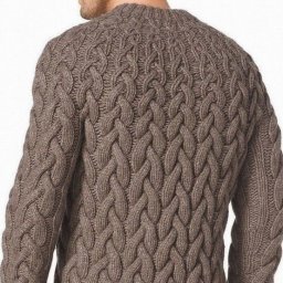 Красивый мужской пуловер