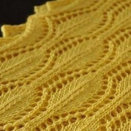 Нежный узор спицами