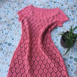 Платье с круглой кокеткой крючком