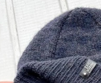 Мужская шапка спицами