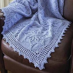 Плед из крупных мотивов