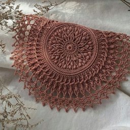 Роскошная салфетка крючком